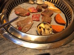 一口牛肉粒-熊出没日本烧肉放题