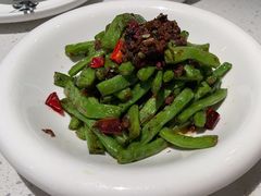 -江渔儿酸菜鱼(奥园广场金发购物中心店)