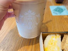 -星巴克(成都市中海右岸环宇坊店)