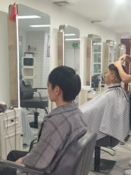 -米娜护肤造型