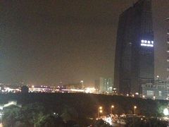 iphone_upload_pic-苏州金鸡湖中茵皇冠假日酒店