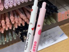 -名创优品(山东青岛华润万象城店)