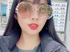 -目艮眼镜SHOWROOM(品牌集合店)