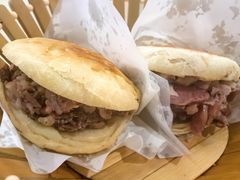 -闫家驴肉老店(华电一校店)