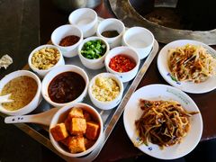 -朝伟清真铜瓢牛肉馆(三十年老·店)