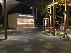 -三亚湾红树林度假酒店美食街