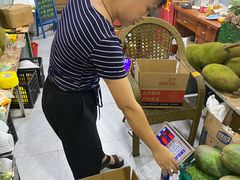 -曼阁市场水果批发市场