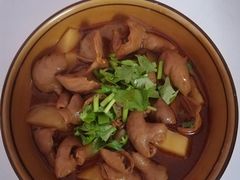 红烧肥肠-侯记双流蘸水肥肠(阆中店)