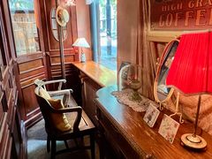 -古董花园(思南路42弄小区店)