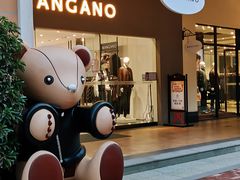 -王府井奥莱临潼小镇(临潼店)