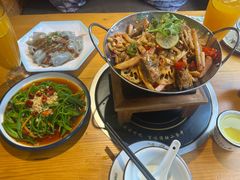 -民食香·腊排骨野生菌美食(木府店)