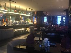 -唐拉雅秀酒店-西锦汇空中BBQ·思创餐厅