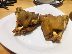 -聚汇三少·龙虾·中餐厅(莫邪路新天地店)