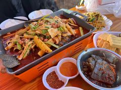 -88号小吃店·经典云南菜·地道纳西美食
