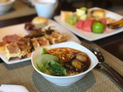 -三亚湾海居铂尔曼度假酒店