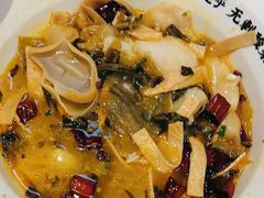 -渝是乎川渝小炒(新世界百货望京店)