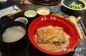 White-Braised Fresh Eel Rice with Soft-Boiled Egg
