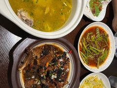 -阿峰饭店·本地土菜馆·农家土鸡煲·一品神仙鸡(报福店)