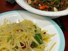 -湖南人家湘菜馆(镇江路店)