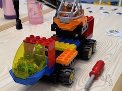 -童程童美信奥赛科技特长·乐高编程科创机器人(万达银盆岭校区)