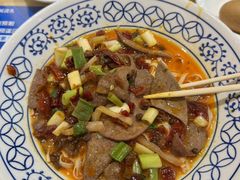 -李与白包子铺(桐梓林店)