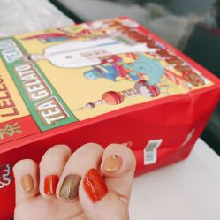 手部美甲-韩静美科技护肤抗衰中心