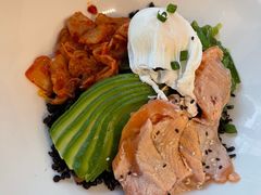 炙烤三文鱼拌饭-Moka Bros 摩卡站(西单大悦城店)