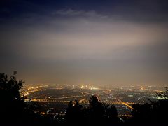 -鬼笑石后山停车场