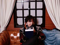 -米游妙妙屋cosplay换装自拍摄影体验馆