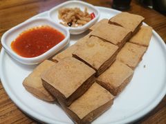 老汉口臭豆腐-汉小城·老铫子藕汤·乡野湖北菜(江汉路吉庆街店)