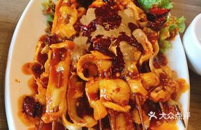 Spicy Tofu Skin and Beef Tripe Hot Pot