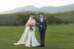 -蒙太奇婚纱摄影(万达店)