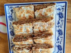 -虹海圣肉饼店家常菜馆