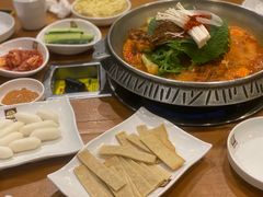 -喇喇排骨火锅·传统韩式脊骨汤(望京西园总店)