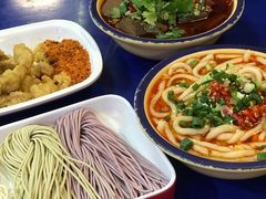 -马路边边火锅串串(观前街店)