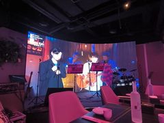 -粉墨特色菜·烧烤音乐酒馆