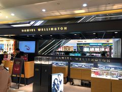 -鸿通城购物中心