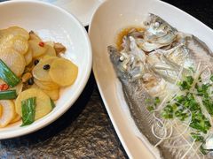 -鱼鲜饭香·招牌汽锅剁椒鱼头王