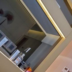 -JNK皮肤管理中心