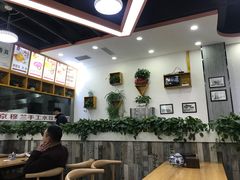 -京穆兰兰州牛肉面·清真(中川机场店)