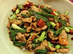 -香巴拉云南餐厅(华莱坞店)