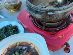 -墨脱石锅椰子鸡•香草鸭•东山羊(大东海店)