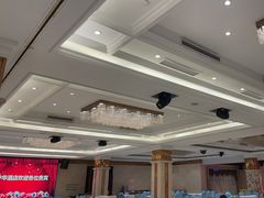 -沪华海鲜大酒楼(南汇店)