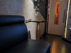 -K+全国连锁KTV(绿地缤纷天地店)