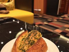 -巴黎贝甜(大宁国际商业广场店)