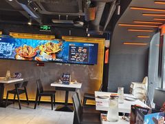 -鸣记脆皮烤鱼(三八广场店)