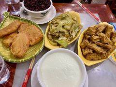 -黄师奶甜品店