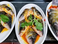 黔鱼-忘情水鱼头·鲜鱼火锅(滨江中路店)