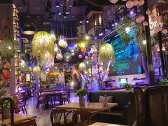 -临界音乐酒馆·小龙虾·江湖菜(华熙LIVE·鱼洞店)