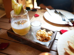-Mark&Mars Restaurant